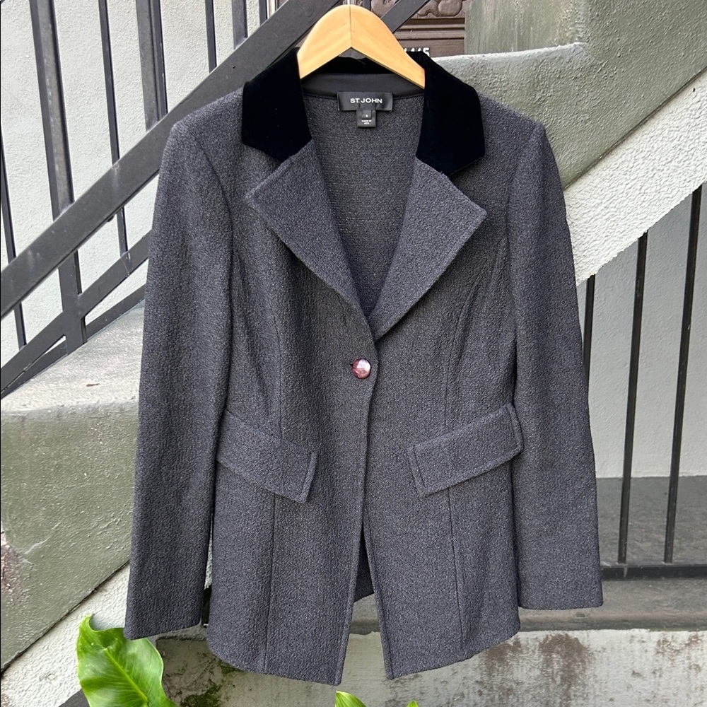 St. John Blazer Santana Knit Single Button Velvet Collar Business Casual Sz 6